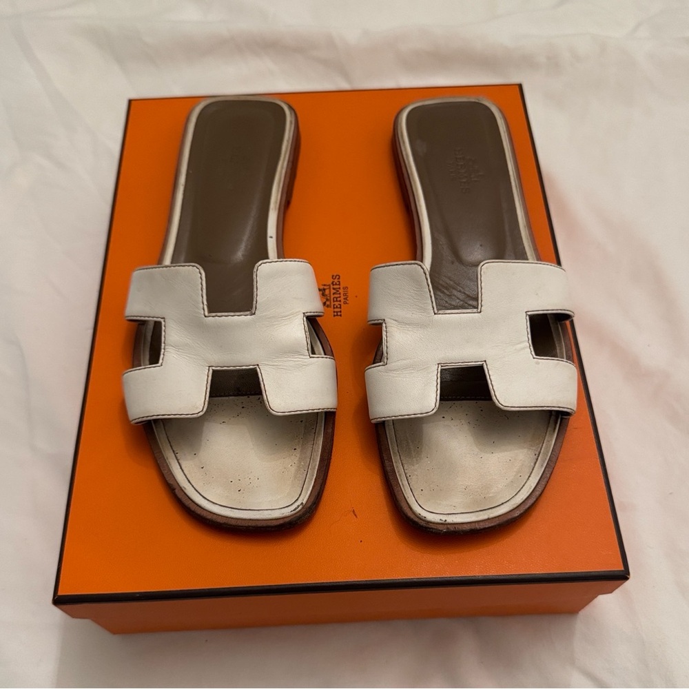 Hermes Oran sandal